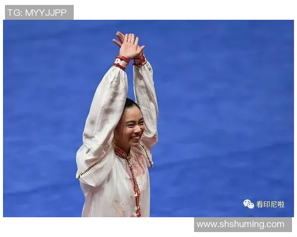 李丽的羽毛球人生:从青涩少女到赛场女王的深度对话与成长故事